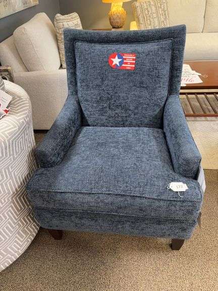 ACCENT CHAIR - CRAFTMASTER image