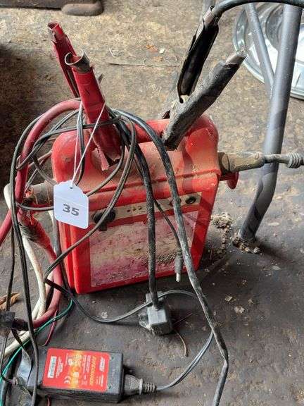 Snap-On jump pack image