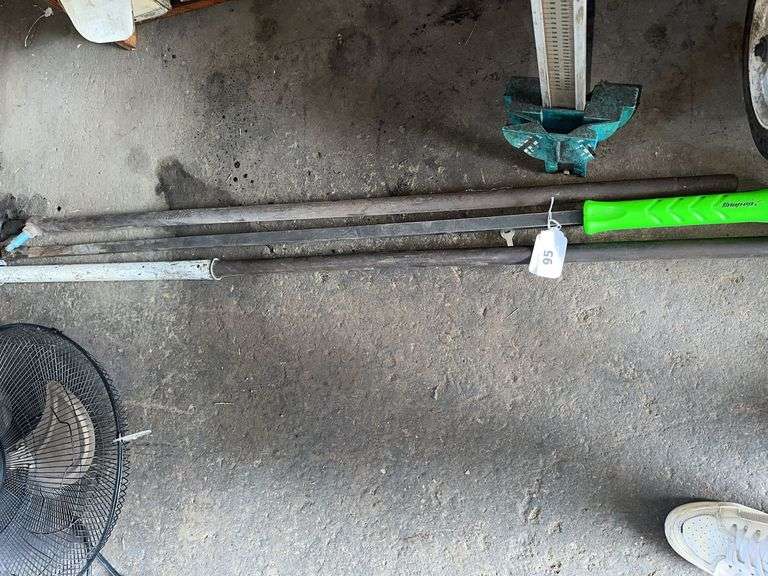 52” Snap-On pry bar, 2 pry bar image