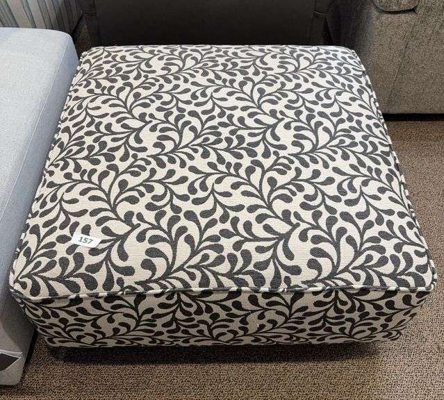COCKTAIL OTTOMAN - FUSION FURNITURE, INC. image