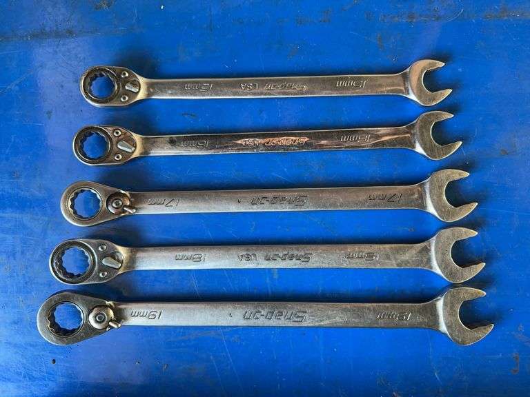 Snap-On metric ratcheting combination wrenches image