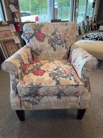 FLORAL CRAFTMASTER UPHOLSTERED CHAIR image