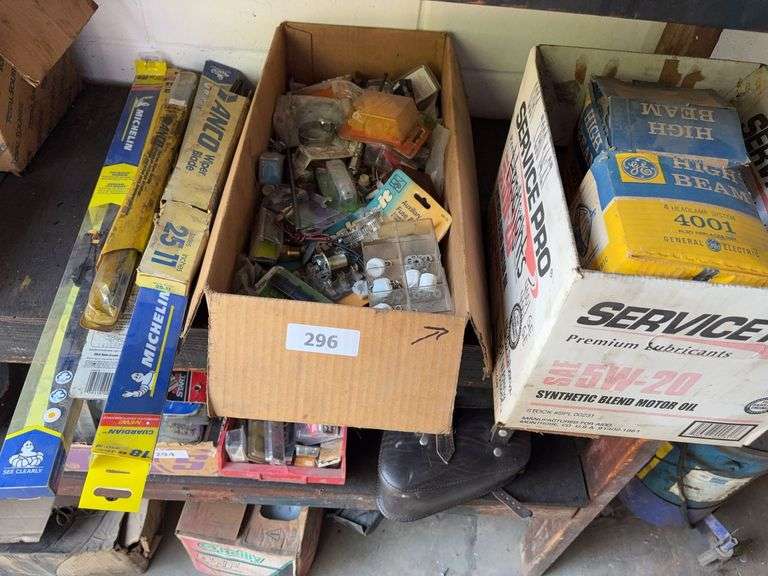 Wiper blades, hardware, headlight image