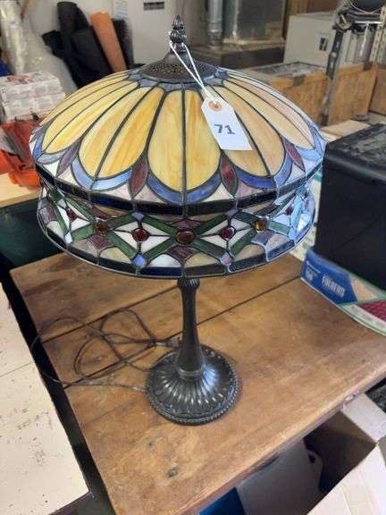 Stain glass style table lamp image