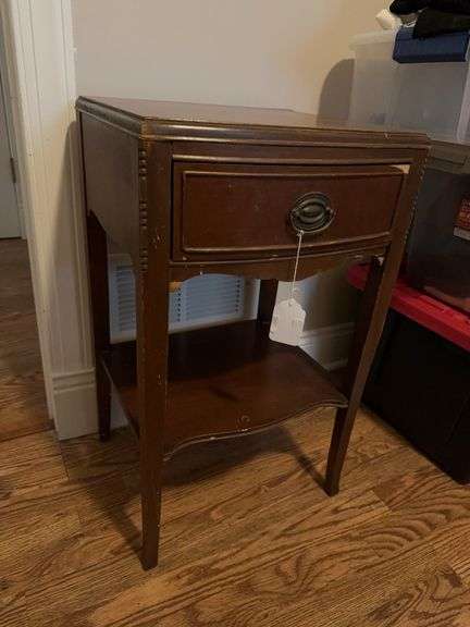 Vintage side table 16 x 14 x 27.5