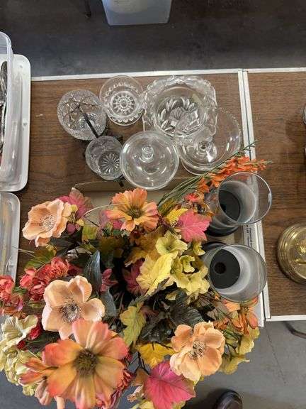 Misc glassware, pair of glass hurricanes and flower arrangement image