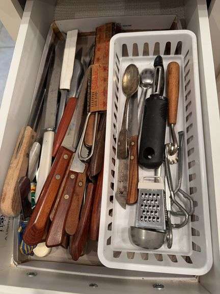 Contents of drawer image