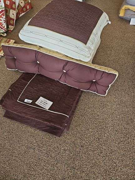 TWIN BEDDING, 1 SPREAD, 1 BUMPER PILLOW, 2 EURO SHAMS image