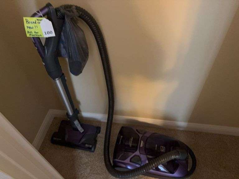 New Kenmore pop n go canister vacuum image