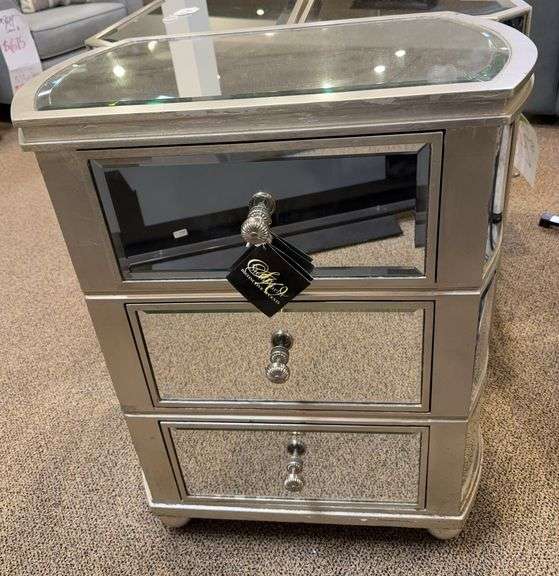 3 DRAWER OVAL CHEST MIRRORED SILVER - STEIN WORLD image