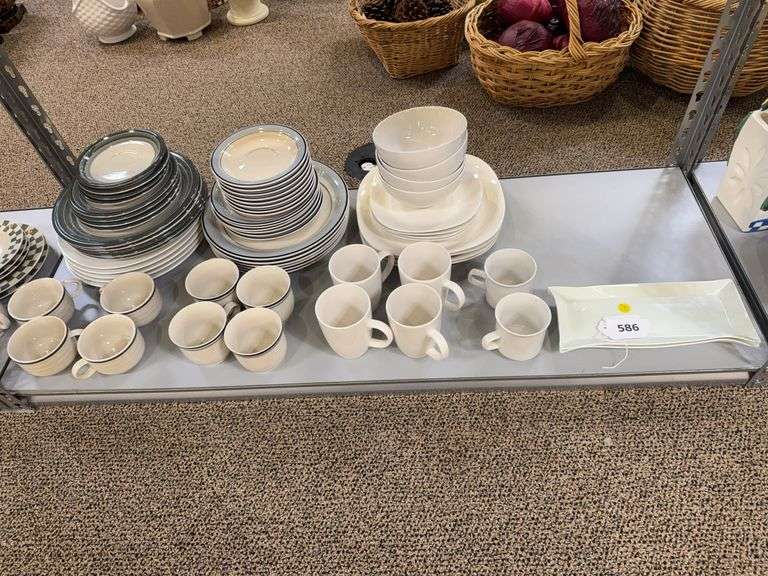Anchor Hocking & Thomson dishware image