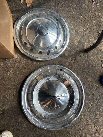 56 Chevy hubcap, Chevy hubcap clock image