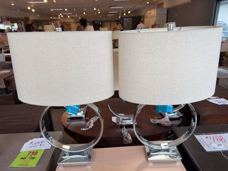 PAIR OF LAMPS - STEIN WORLD image