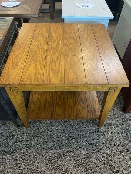 SQUARE LAMP TABLE - LIBERTY image