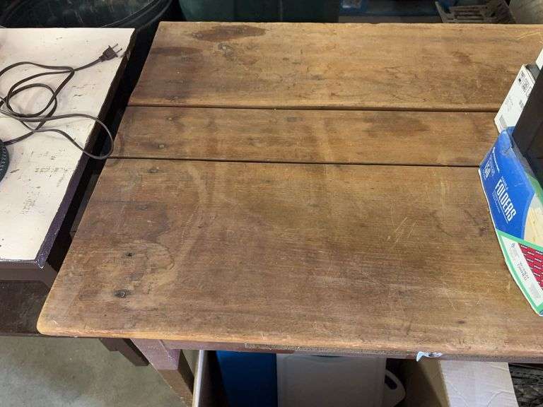 Antique 1 drawer table image