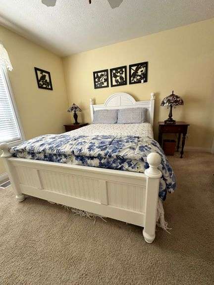 Complete Queen Size Bed image