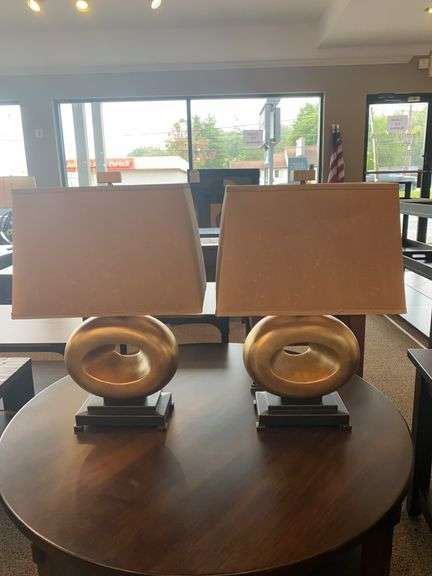 PAIR OF MURRAY FEISS TABLE LAMPS image