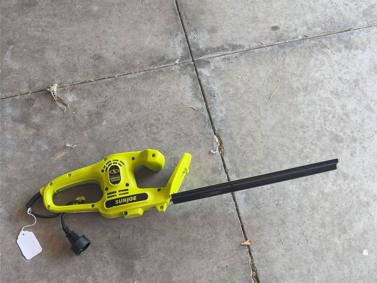 Sunjoe electric hedge trimmer image