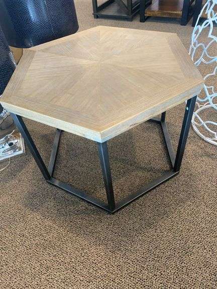 ADISON COVE BUNCHING COCKTAIL TABLE - PROGRESSIVE FURNITURE INC. image