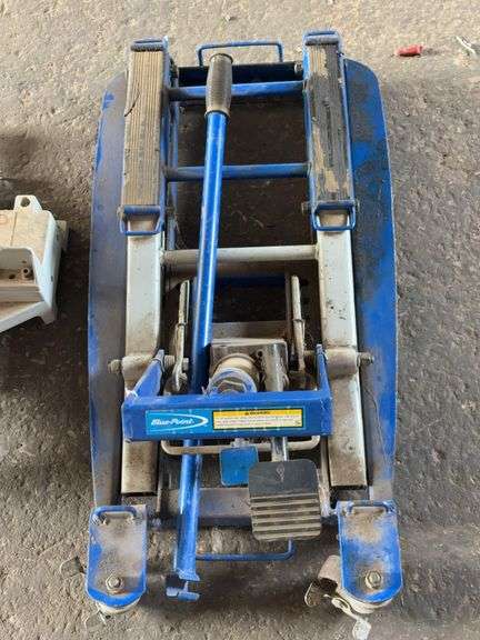 Blue Point motorcycle lift image