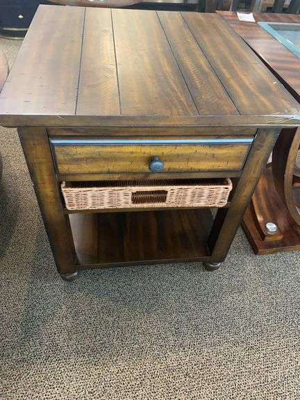 RECT. END TABLE - MAGNUSSEN HOME FURNISHINGS, INC image