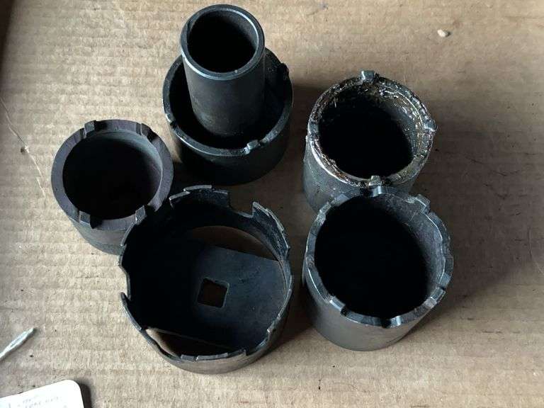 Ford 4x4 rear axel caddy water pump sockets image