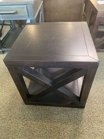 BASSETT CUBE TABLE, 80303630 image