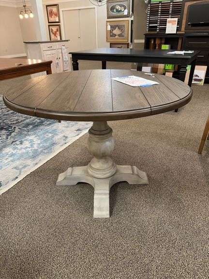 S.O. DROP LEAF SNGL PEDESTAL  BASE - LIBERTY image