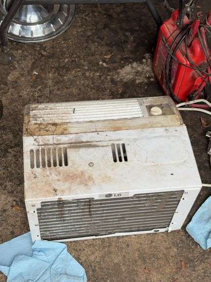 LG window air unit image