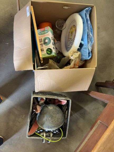 Cutting board, bags, flex hose, misc image