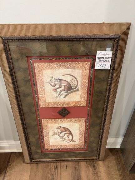 MONKEY MEDALLION PUCTURE image