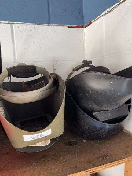 1 Auto-Dimming & 3 manual welding helmets image