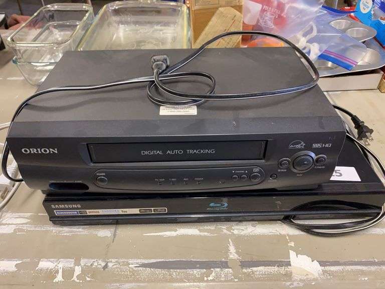 SAMSUNG Blue-ray disc player, ORION VHS player image