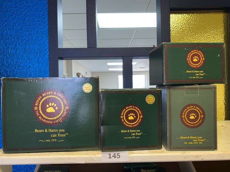 Boyd’s Bears & Friends, 4 boxes The Bearstone collection image