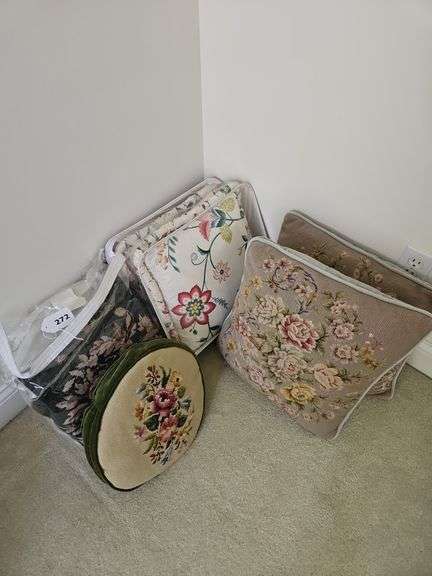 Lot of 7 Vintage Pillows image