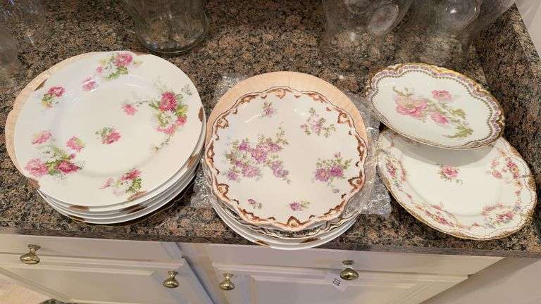 Lot of misc china plates, including 7 Limoges A. Lanternier & Co. image