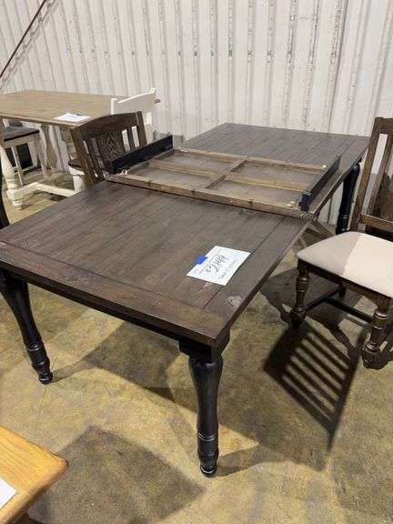 MADISON TABLE & 2 CHAIRS image