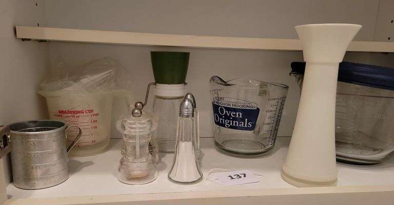 Kitchen Utensils image