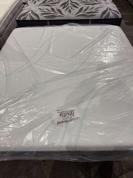 Tempur Pedic King Pro Adapt medium mattress image