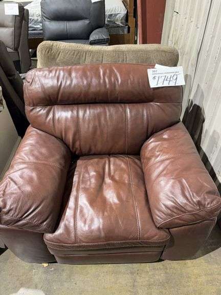 ARM CHAIR - HTL MANUFACTURING INC. image