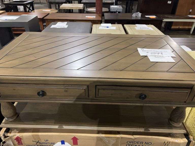 Cocktail table image