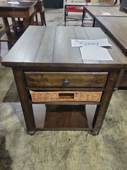 RECT. END TABLE - MAGNUSSEN HOME FURNISHINGS, INC 7006480 image