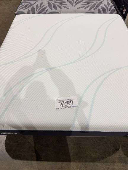 Tempur Pedic King Pro Adapt Soft Mattress image