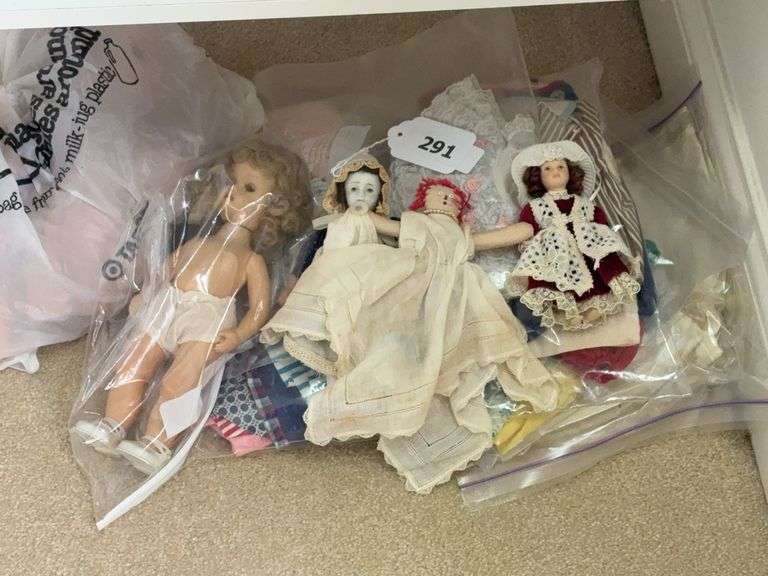 Vintage small dolls & doll cloths image