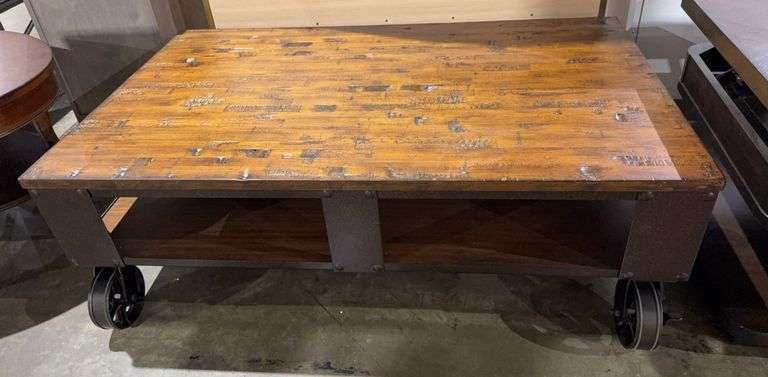 PINEBROOK RECT. COCKTAIL TABLE - MAGNUSSEN HOME FURNISHINGS, INC image