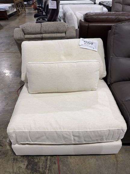 MOBY ARMLESS CHAIR - BASSETT FURNITURE IND., INC image
