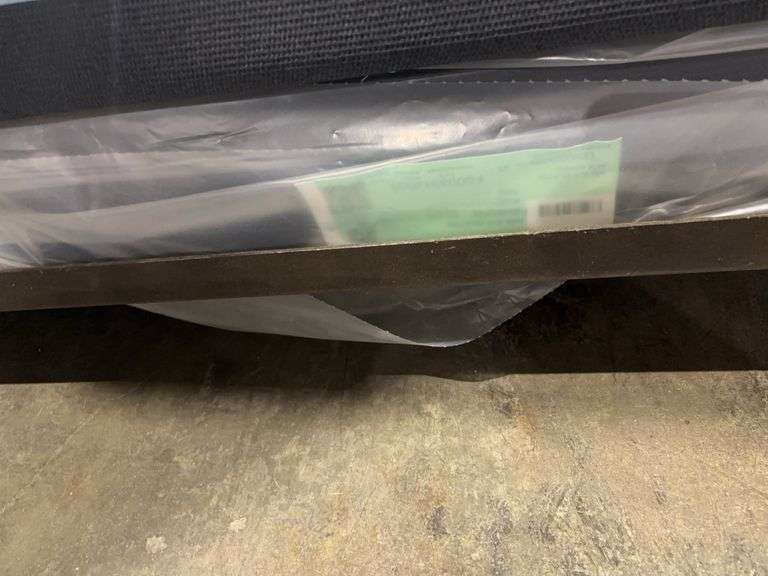 TWINXL FOUNDATION 620588 - SEALY MATTRESS image