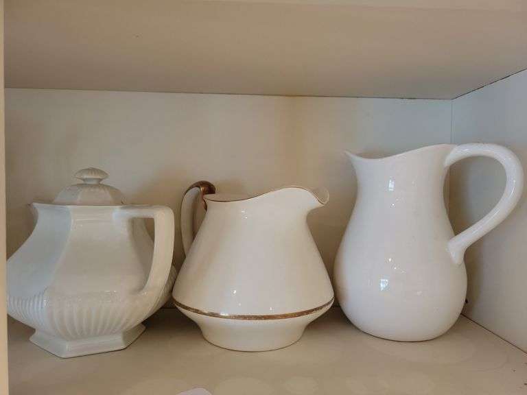 Teapot and Pitchers - 4 Pieces image