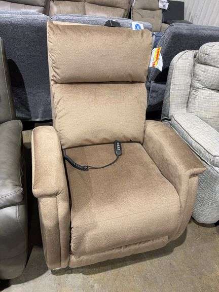 Southern Motion Zero Gravity Recliner image