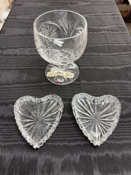 AC Elinor Desert Champ, 2 crystal heart shaped pcs image